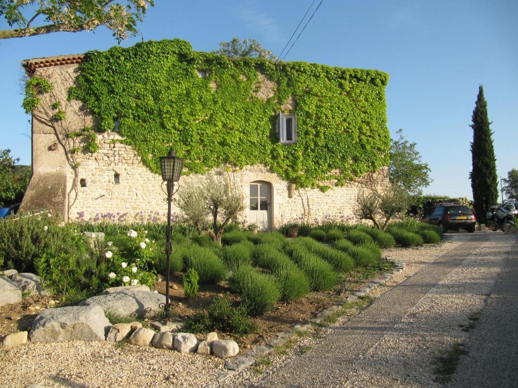 La Flor Azul Bed and Breakfast Grospierres Eksteriør billede